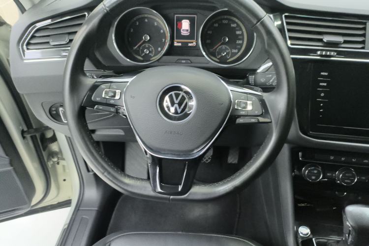 Used Volkswagen Tiguan L 2021 330TSI Automatic Two-Wheel Drive Smart Edition Steering Wheel