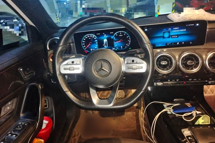 Used Mercedes-Benz A-Class 2019 A 200 L Steering Wheel