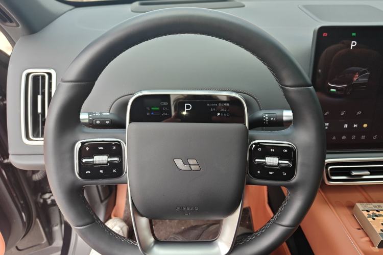 Used Li Auto L6 2024 Pro Model Steering Wheel