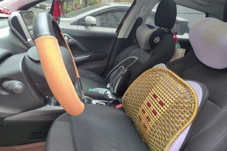 Used Peugeot 2008 2014 1.6L Automatic Fashion Edition Left Front Seat