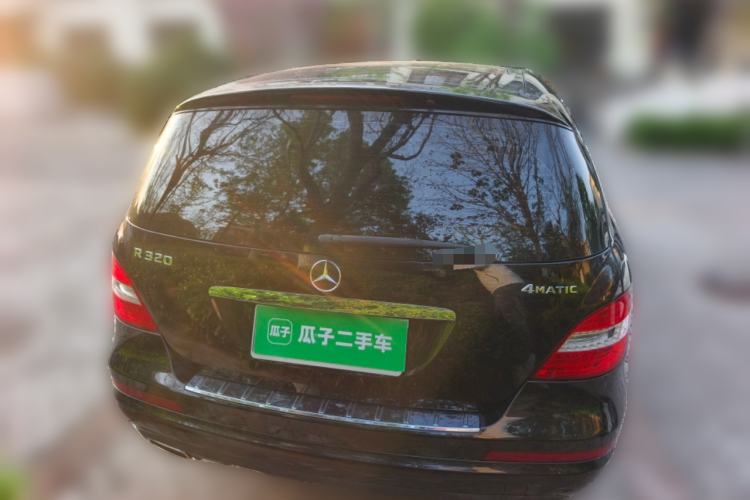 Used Mercedes-Benz R-Class 2014 R 320 4MATIC Luxury Model Rear