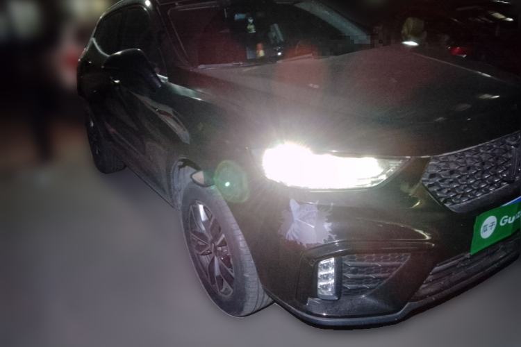 Used Wey VV5 2020 1.5T Two-Wheel Drive Smart Pioneer Front Right 45 Deg