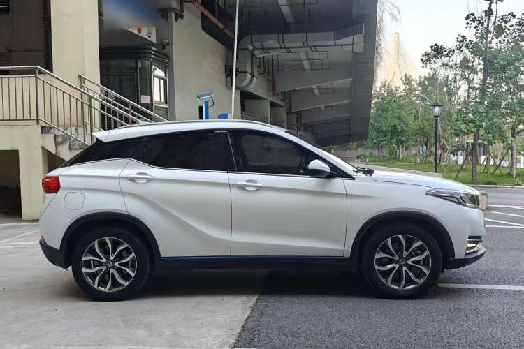 Used Dongfeng Fengon E3 2019 EVR Range-Extended Smart Model
