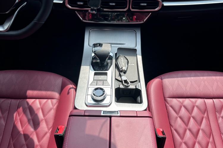 Used JETOUR X70 PLUS 2024 Champion Edition 1.5T DCT Champion MAX+ 5-seater
