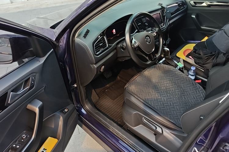 Used Volkswagen T-ROC 2020 280TSI DSG Two-Wheel Drive Comfort Version