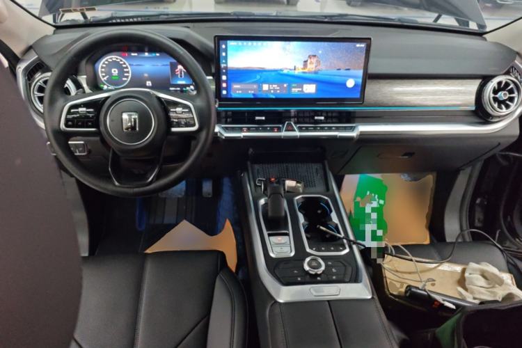 Used Tank 400 New Energy 2024 Hi4-T Off-Road Edition Center Console