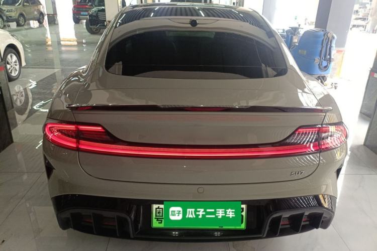 Used Xiaomi Auto SU7 2024 Rear-Drive Long-Range Intelligent Driving Version
