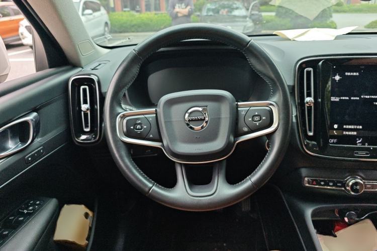 Used Volvo XC40 2020 T3 Smart & Stylish Edition
