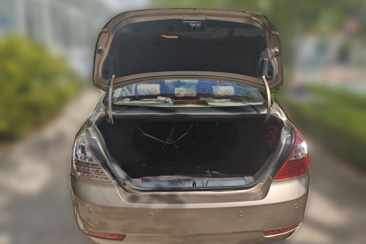 Used Geely Auto Classic Emgrand 2010 Sedan 1.8L Manual Standard Model Trunk