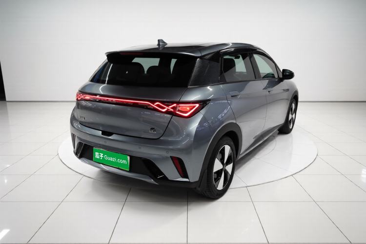 Used BYD Dolphin 2023 420 km Fashion Edition