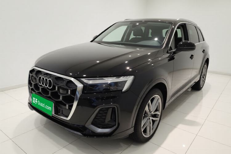 Used Audi Q7 2024 45 TFSI quattro S line Sport Edition Front Left 45 Deg