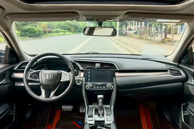 Used Honda Civic 2019 220TURBO CVT Dynamic Edition China VI Emission Standard