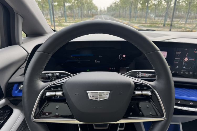 Used Cadillac OPTIQ 2024 Standard Range Version
