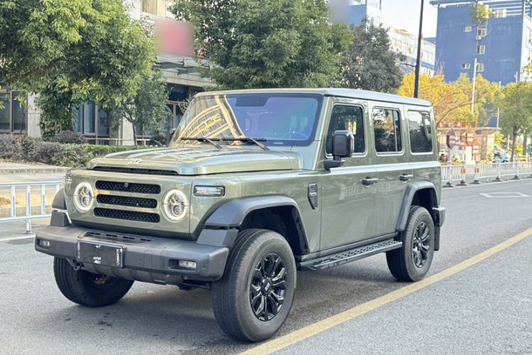 Used 212 T01 2024 2.0T Mechanic