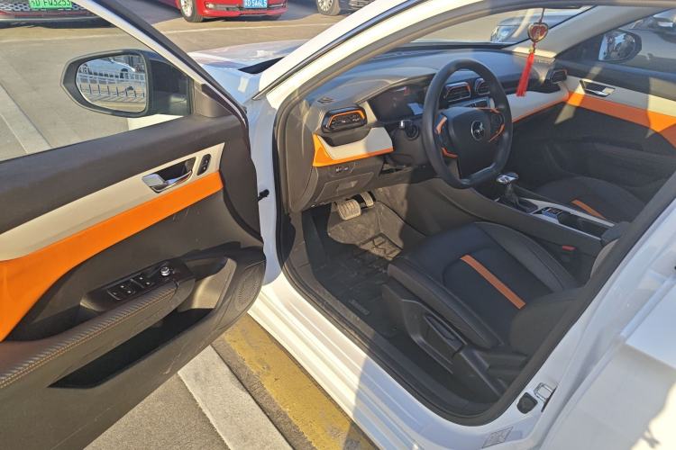 Used Dongfeng Aeolus Yixuan 2023 Mach Edition 1.5L Automatic Chasing Shadow Version