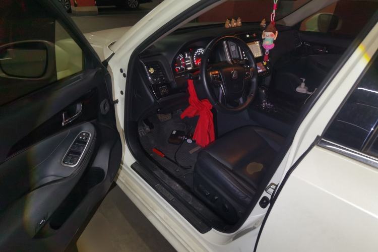 Used Toyota Crown 2015 2.0T Fashion Edition