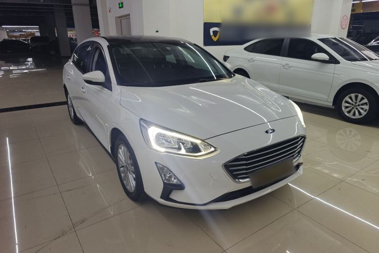 Used Ford Focus 2019 Sedan EcoBoost 180 Automatic Trend Edition
