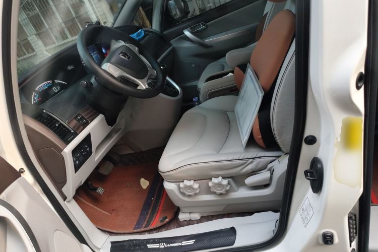 Used Luxgen Great 7 MPV 2016 2.0T Luxury Model
