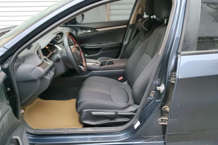 Used Honda Civic 2016 220TURBO CVT Luxury Edition
