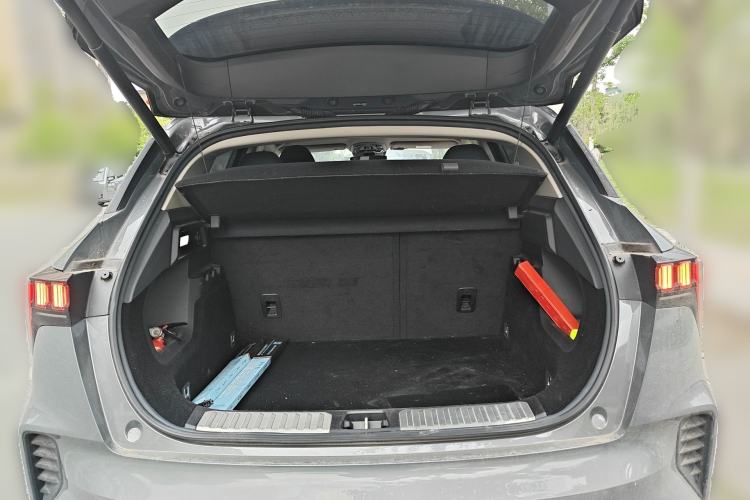 Used Lynk & Co 06 2020 1.5T YAO Halo Trunk