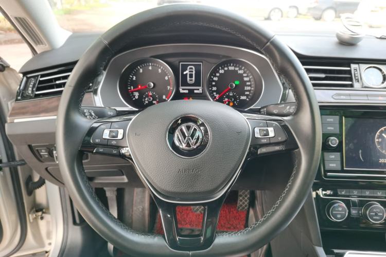 Used Volkswagen Magotan 2019 330TSI DSG Luxury Version China VI Standard