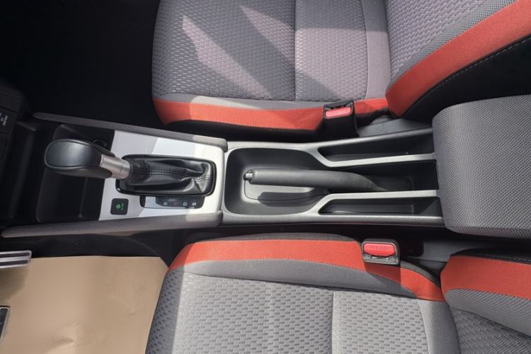 Used Honda LIFE 2023 1.5L CVT SPO-SS Dynamic Edition Gear Lever