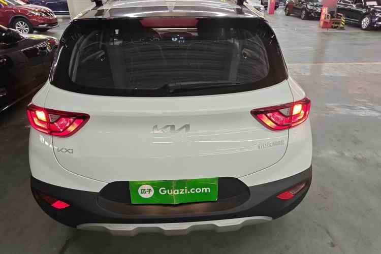Used Kia kx1 Stonic 2021 1.4L CVT Sunroof Model Rear