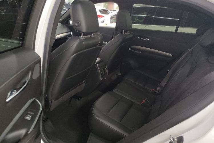 Used Cadillac XT4 2018 28T Two-Wheel Drive Leading Version Left Rear Seat