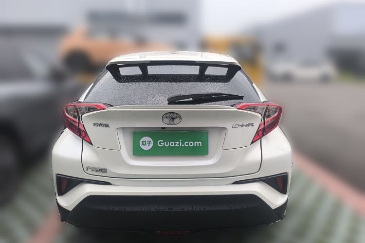 Used Toyota C-HR 2018 2.0L Leading with Sunroof China V Standard Rear