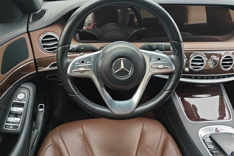 Used Mercedes-Benz S-Class 2019 S 320 L

