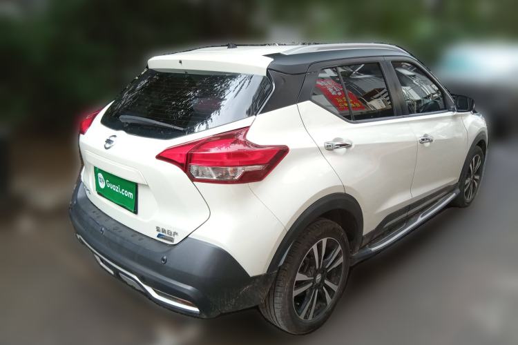 Used Nissan Kicks 2018 1.5L CVT Smart Connect Luxury Edition
