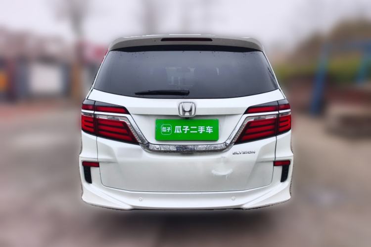 Used Honda Elysion 2016 2.4L Supreme Edition
