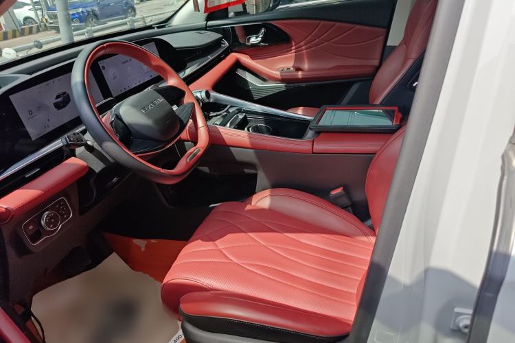 Used EXEED Stellar 2023 400T Four-Wheel Drive Premium Flying Fish Edition Left Front Seat