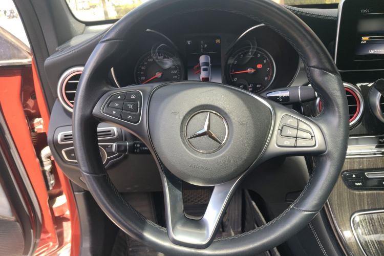 Used Mercedes-Benz GLC Coupe 2019 GLC 200 4MATIC Coupe SUV Steering Wheel