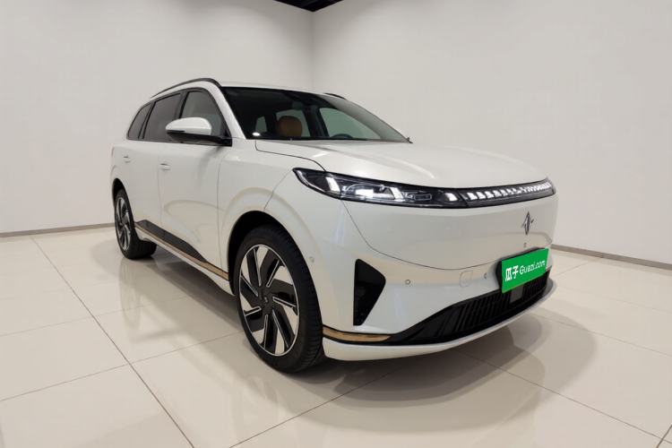 Used Dongfeng eπ eπ008 2025 636Ultra Smart Drive Version 5 Seats Front Right 45 Deg