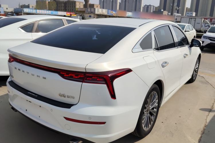 Used Bestune B70 2022 Third Generation 1.5T Automatic Enjoyment Version Rear Right 45 Deg