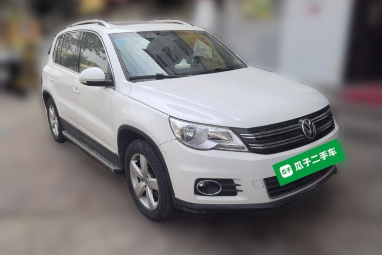 Used Volkswagen Tiguan 2012 2.0 TSI Automatic All-Wheel Drive Elite Edition Front Right 45 Deg
