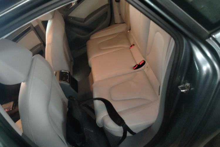 Used Audi A4L 2015 35 TFSI Automatic Comfort Model
