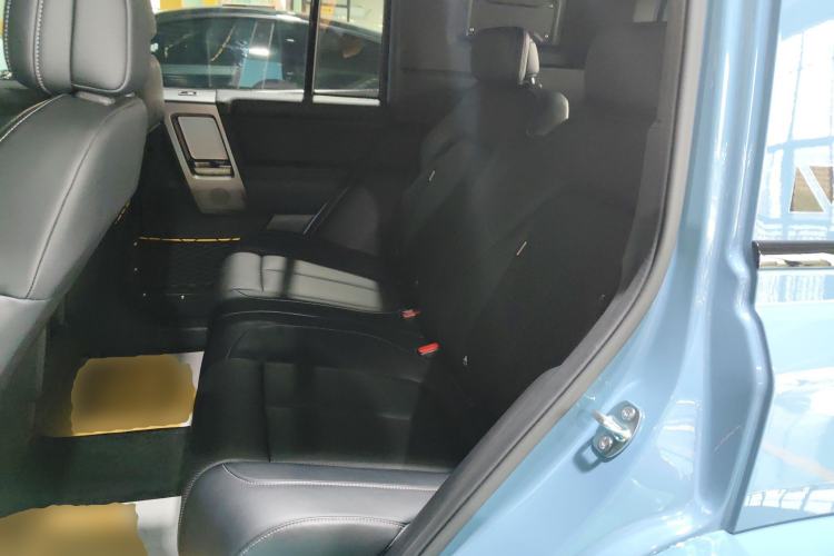 Used iCAR V23 2025 401 Two-Wheel Drive Intelligent Driving Version
