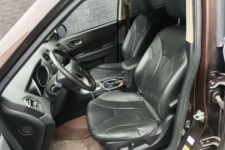 Used GAC Trumpchi GS5 2014 2.0L Automatic Two-Wheel Drive Anniversary Value Edition Left Front Seat