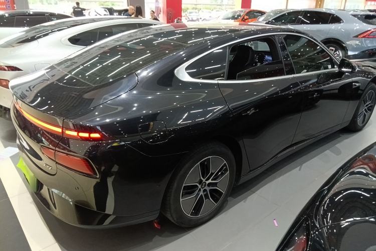 Used XPeng P7 2024 P7i 550 Pro Rear Right 45 Deg