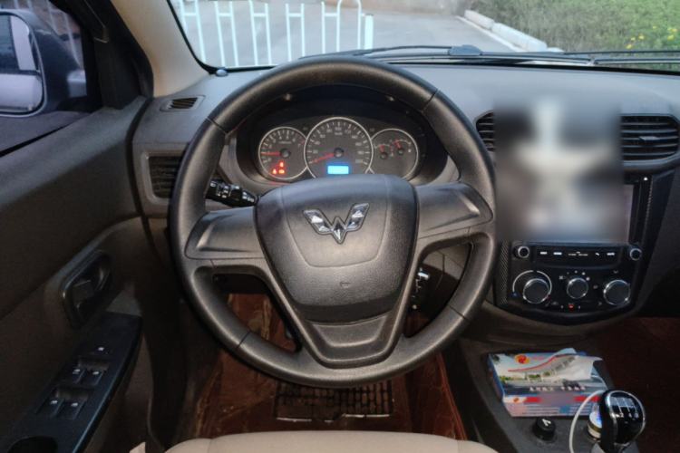 Used Wuling Hongguang 2015 1.5L S Base Model China IV