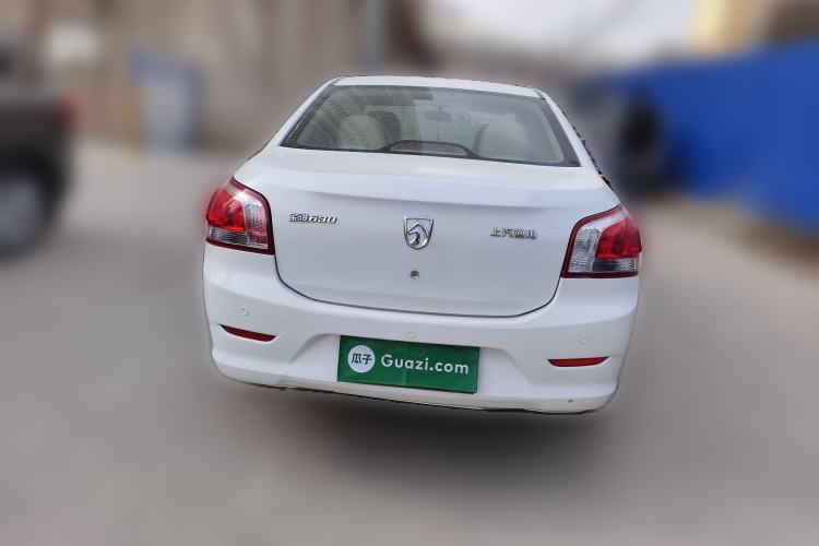 Used Baojun 630 2011 1.5L manual Elite version
