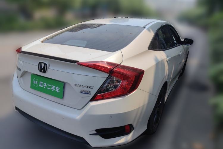 Used Honda Civic 2019 220TURBO CVT Dynamic Edition China VI Rear Right 45 Deg