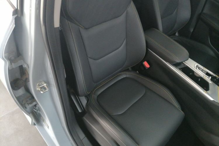 Used Geely Auto Emgrand L HiP 2022 1.5TD-DHT Pro 100KM Super Clean
