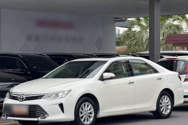 Used Toyota Camry 2015 2.0G Premier Edition