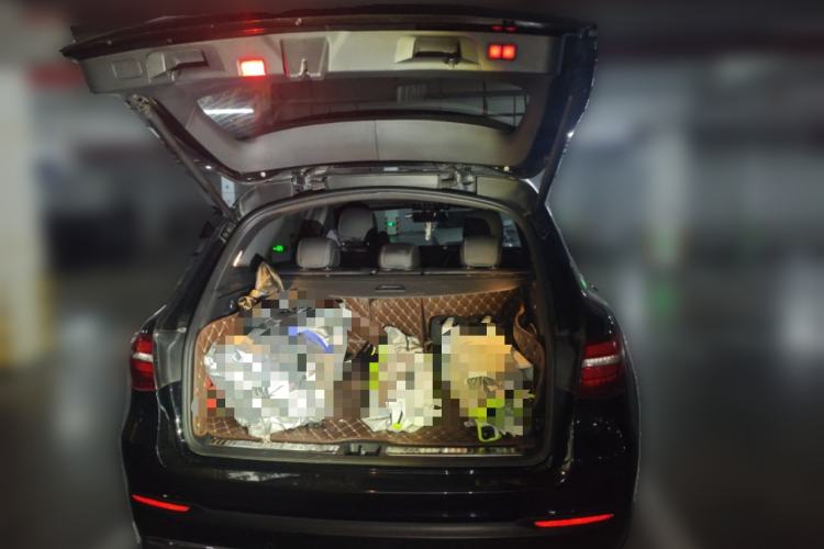 Used Mercedes-Benz GLC 2017 GLC 200 4MATIC Trunk