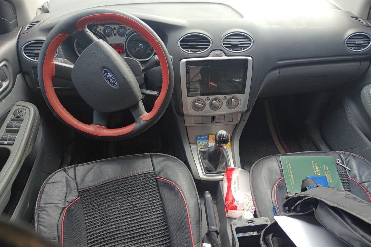 Used Ford Focus 2011 Hatchback 1.8L Manual Classic Model
