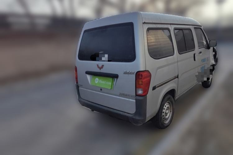 Used Wuling Zhiguang 2023 1.5L Practical Version 5/7 Seats
