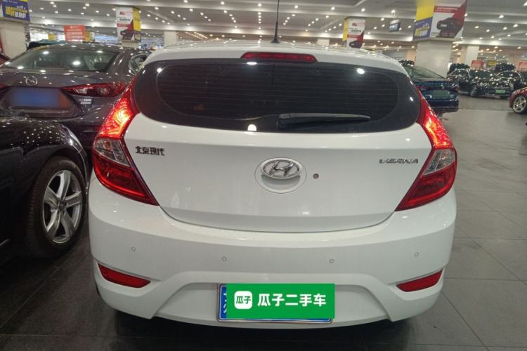 Used Hyundai Verna Ray 2014 1.4L Automatic GLX
